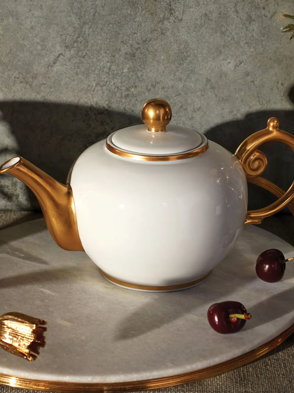 L'Objet Aegean teapot (14cm x 27cm) | Tea & Coffee | Image 2