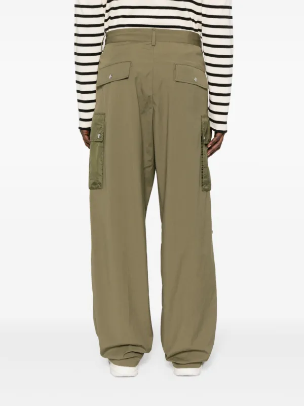 Moncler appliqué-logo Cargo Trousers | Green | FARFETCH