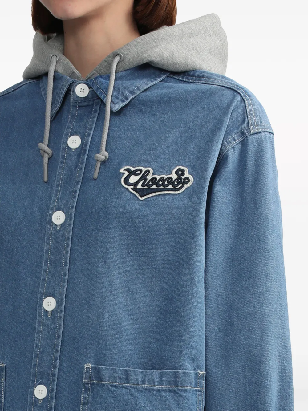 CHOCOOLATE LOGO-APPLIQUÉ DENIM JACKET