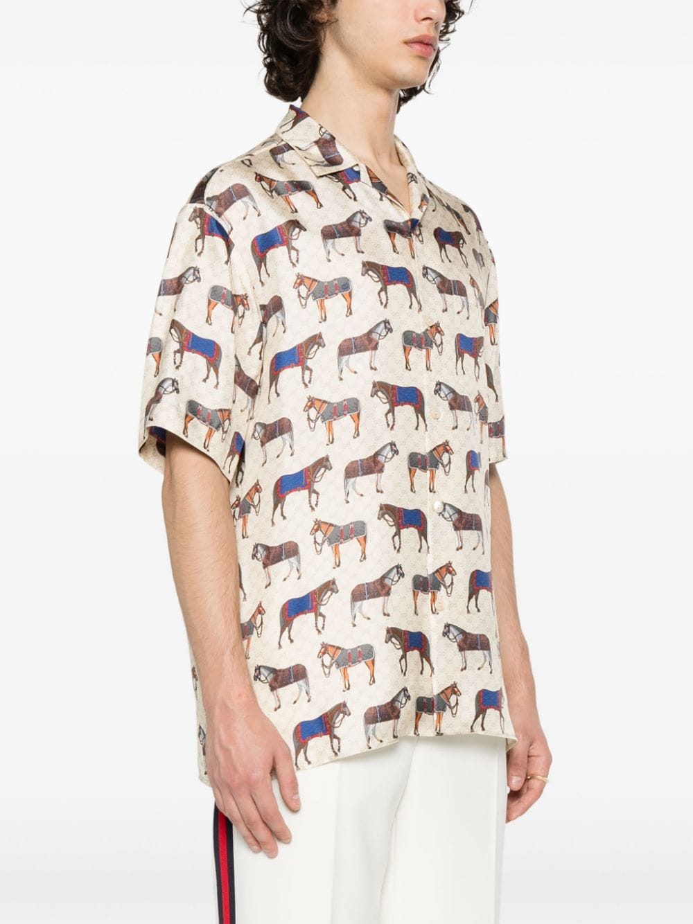 Gucci Zijden overhemd met paardenprint Beige