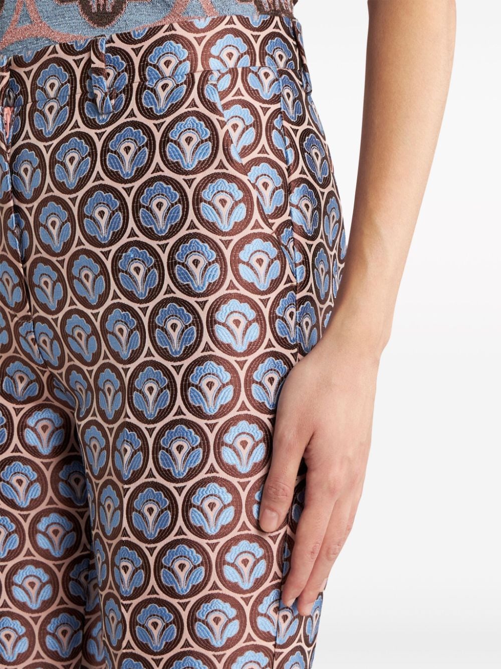 Shop Etro Jacquard Cropped Trousers In Blue