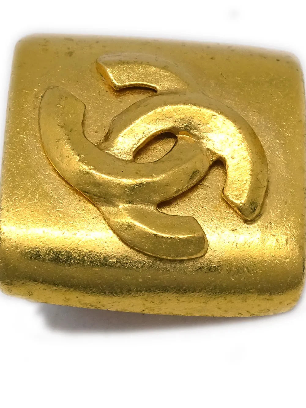 CHANEL Pre-Owned 1996 oorbellen met CC logo - Goud