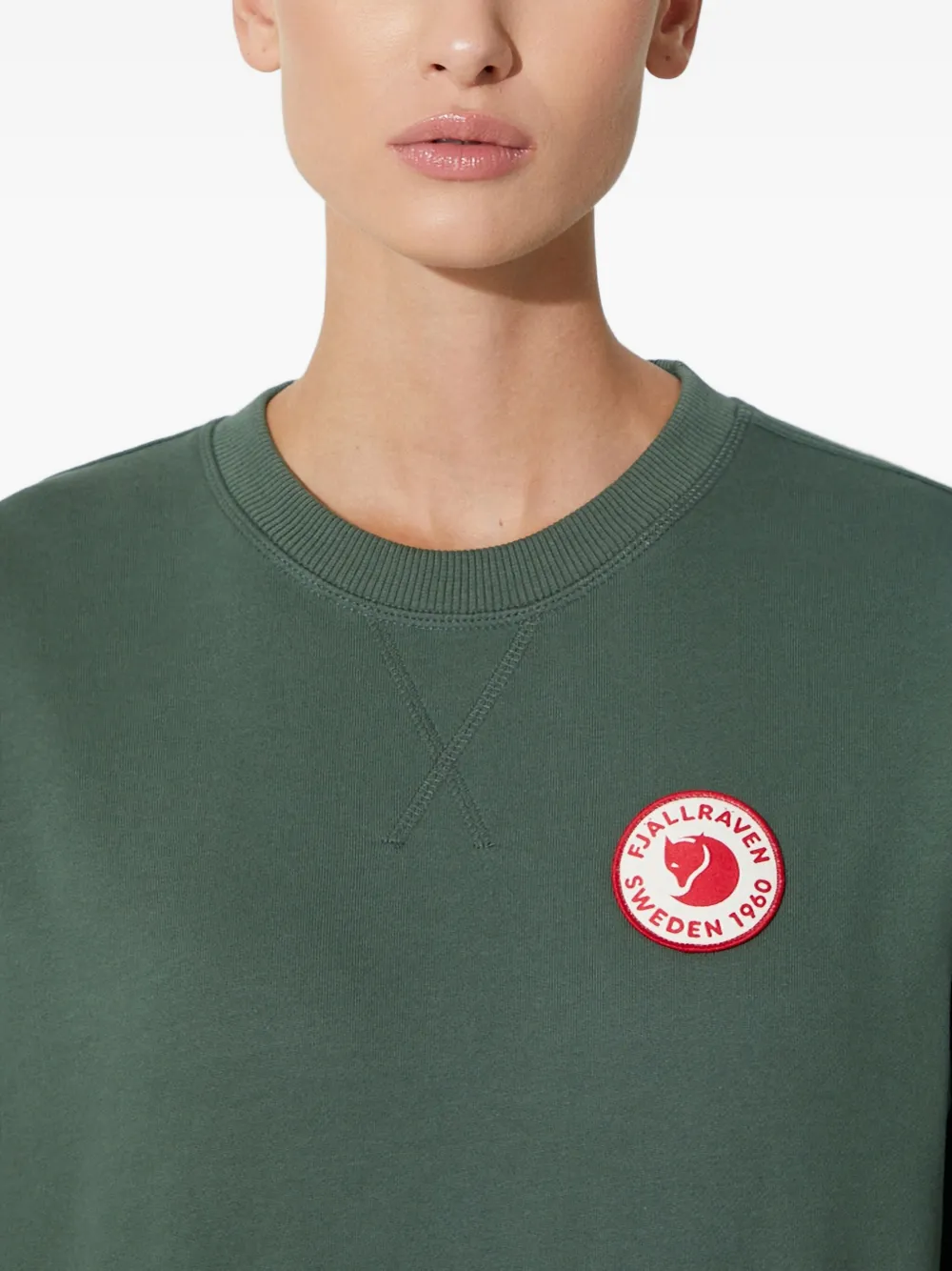 Fjall Raven Logo Patch Crew Neck Top In Green
