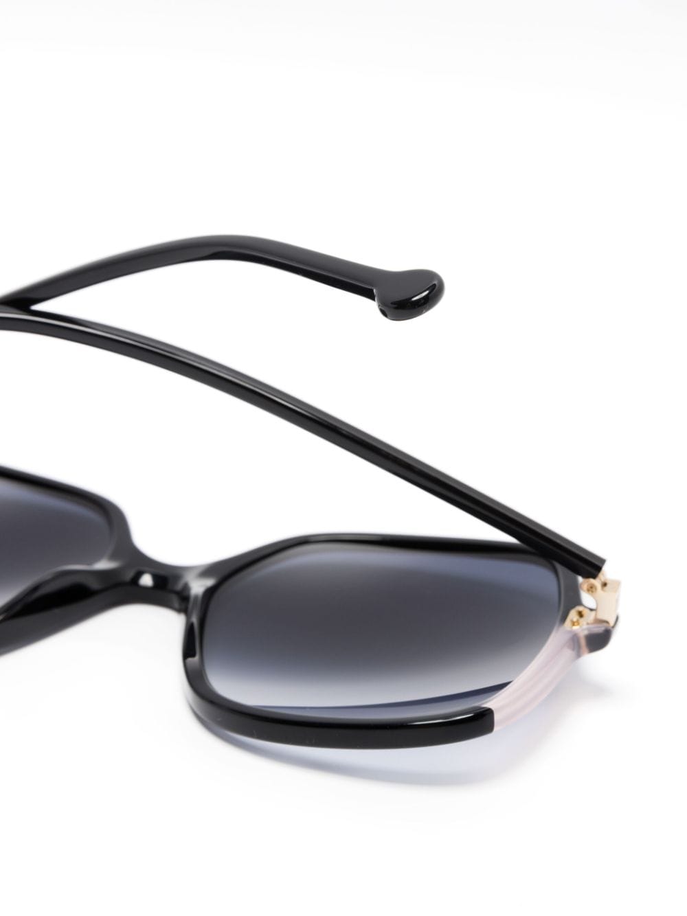 Shop Carolina Herrera Oversize-frame Sunglasses In Black