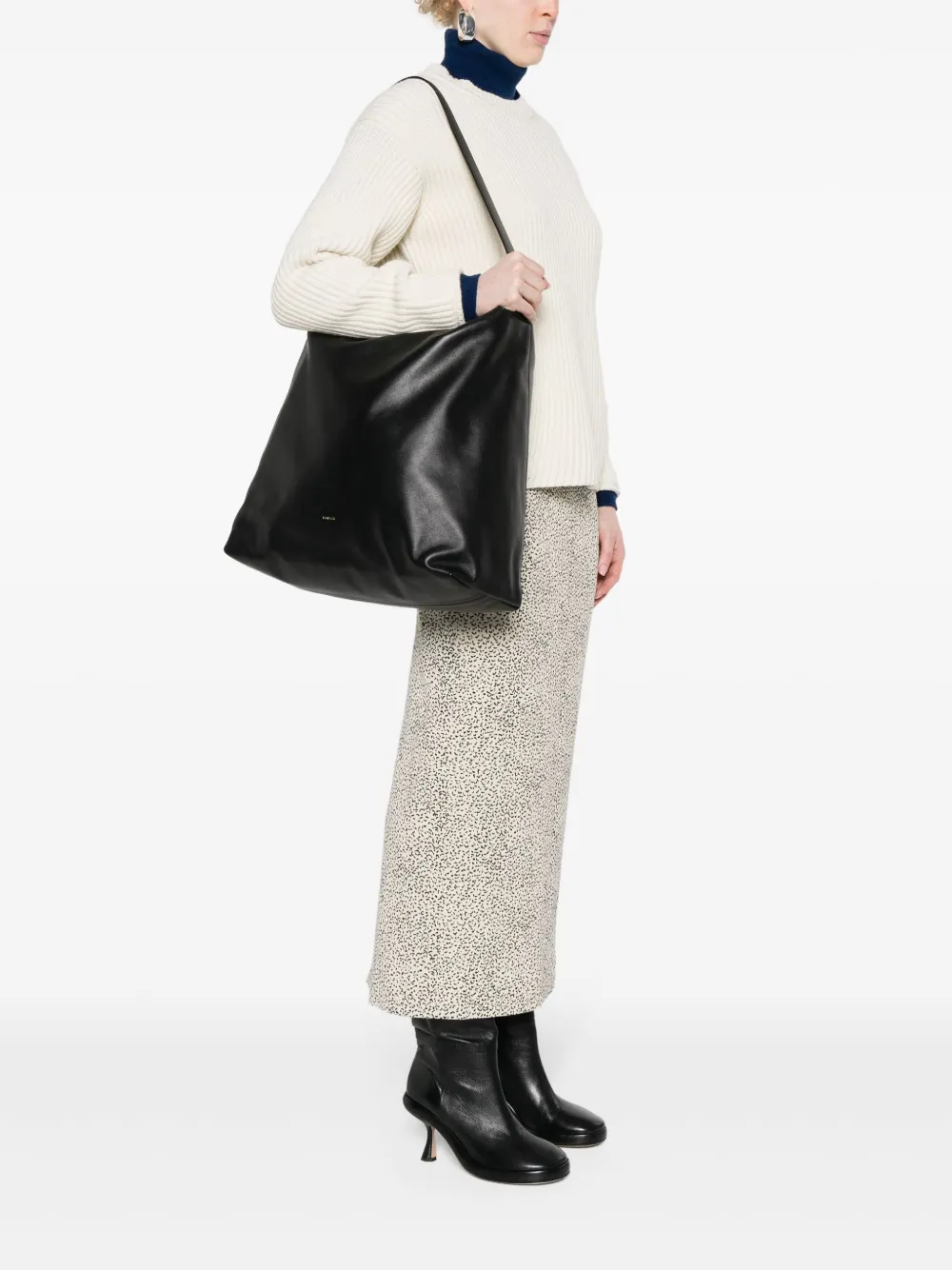 Wandler logo-stamp shoulder bag - Zwart
