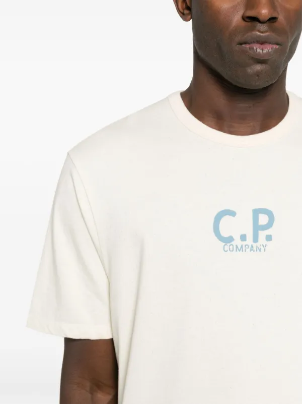C.P. Company ロゴ Tシャツ | ニュートラル | FARFETCH JP