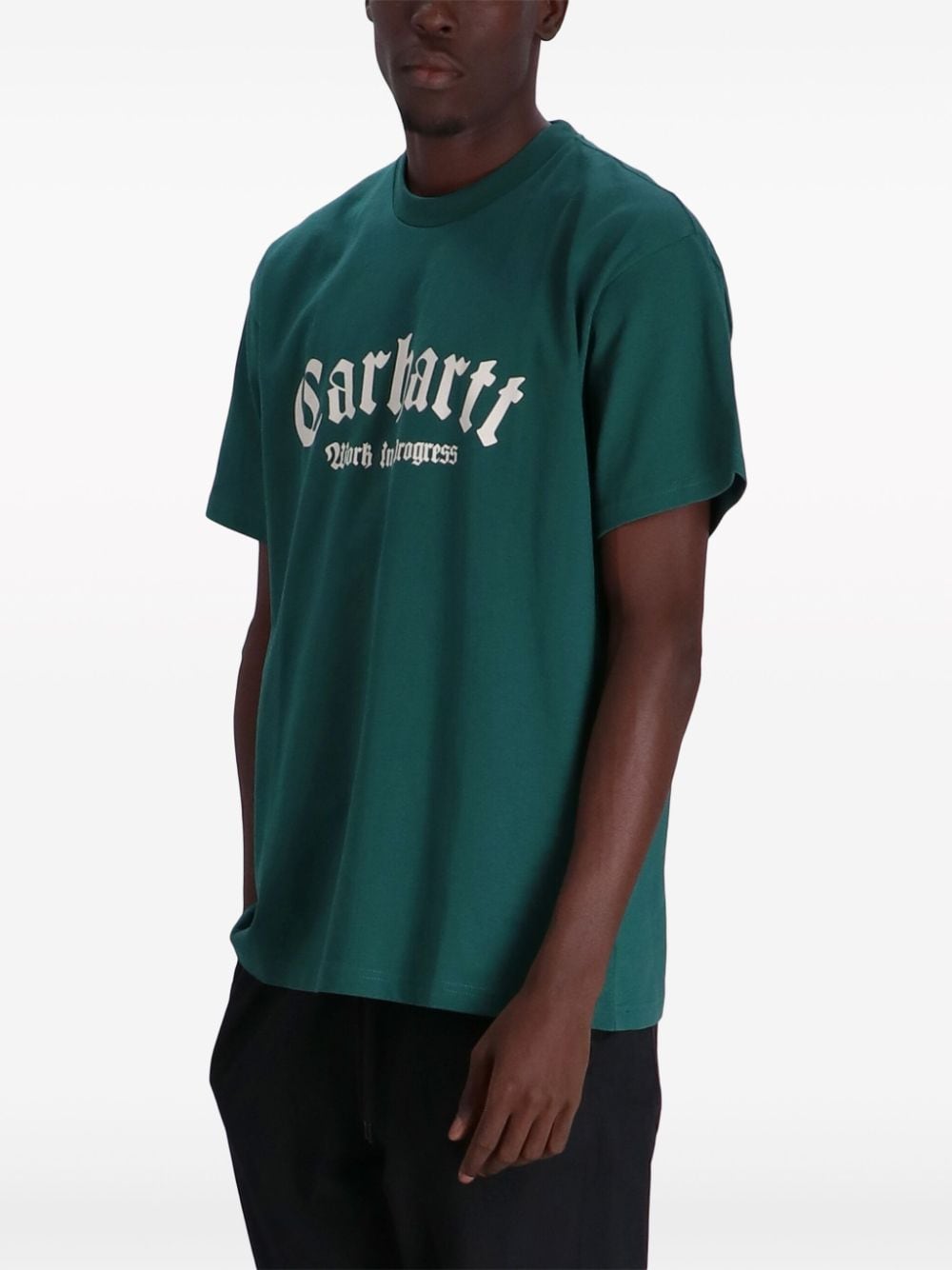 Shop Carhartt Onyx Logo-print T-shirt In Green