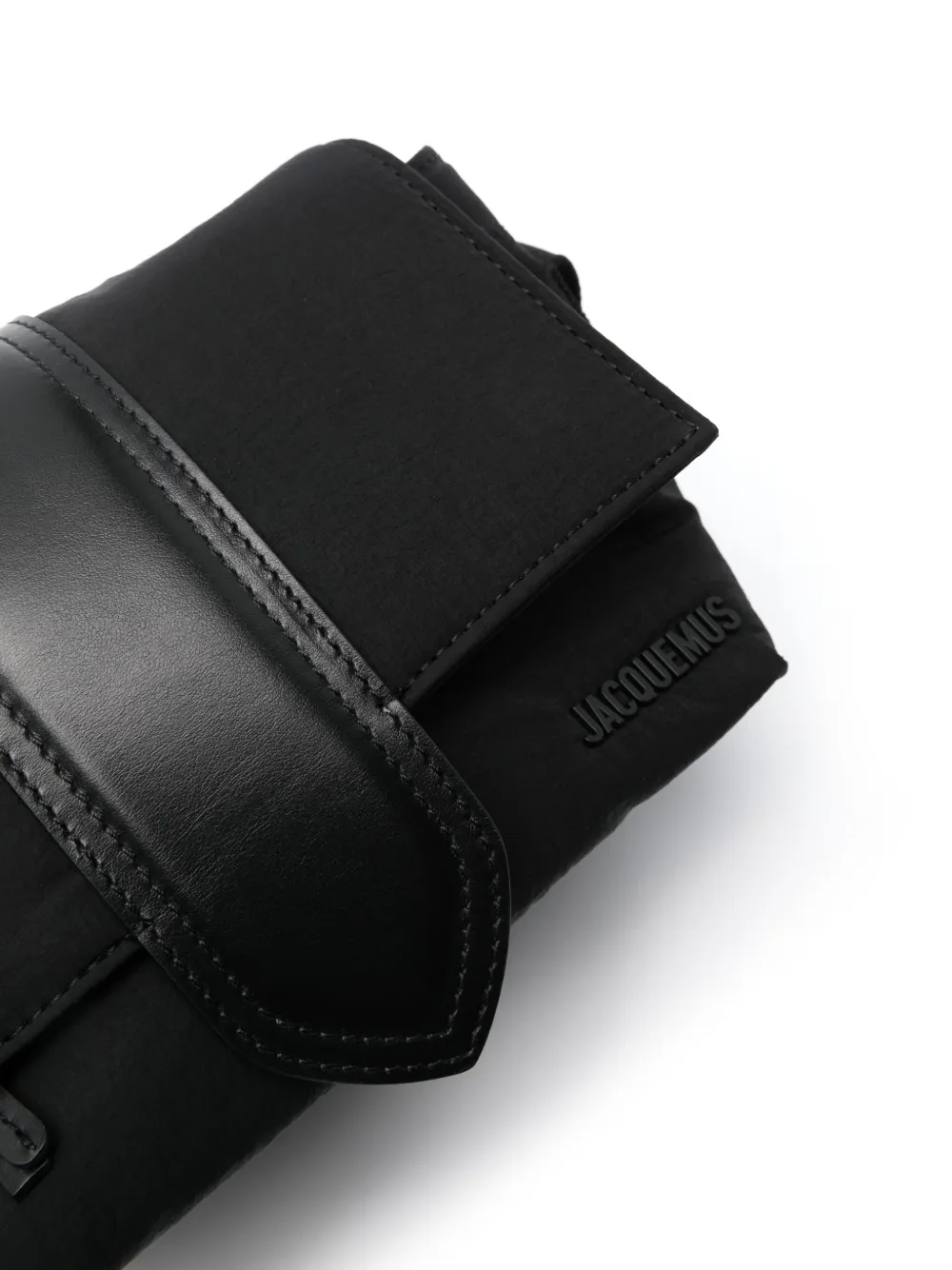 Jacquemus Le Petite Messenger Bambino Cross Body Bag In 黑色