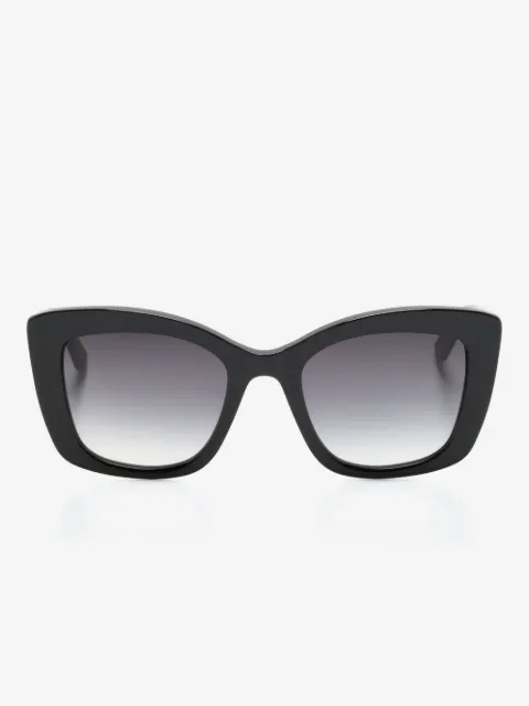 Karl Lagerfeld lentes de sol con armazón estilo mariposa