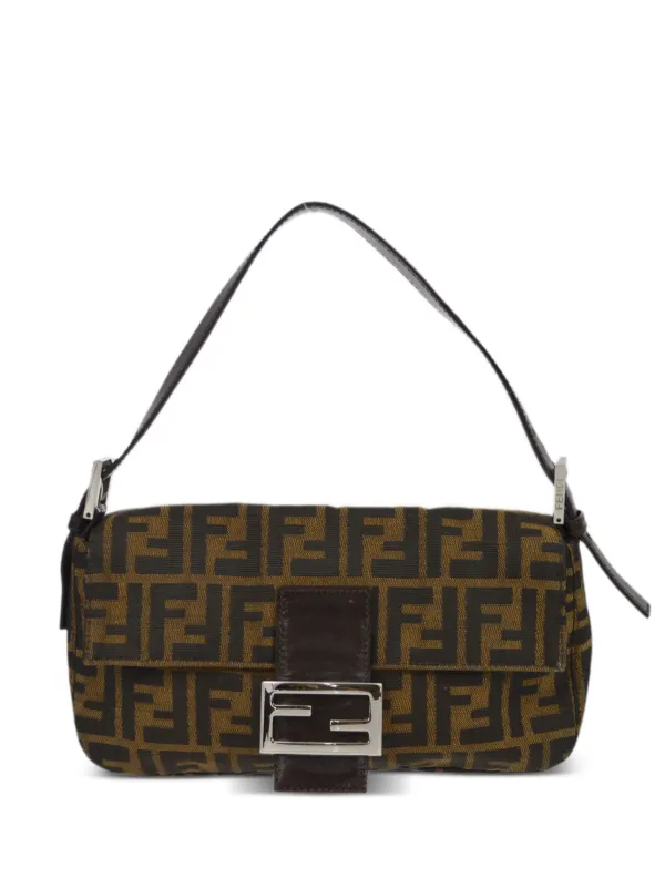 Fendi logo baguette sale