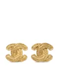 CHANEL Pre-Owned 1990-2000s diamond-quilted CC clip-on earrings - Gold