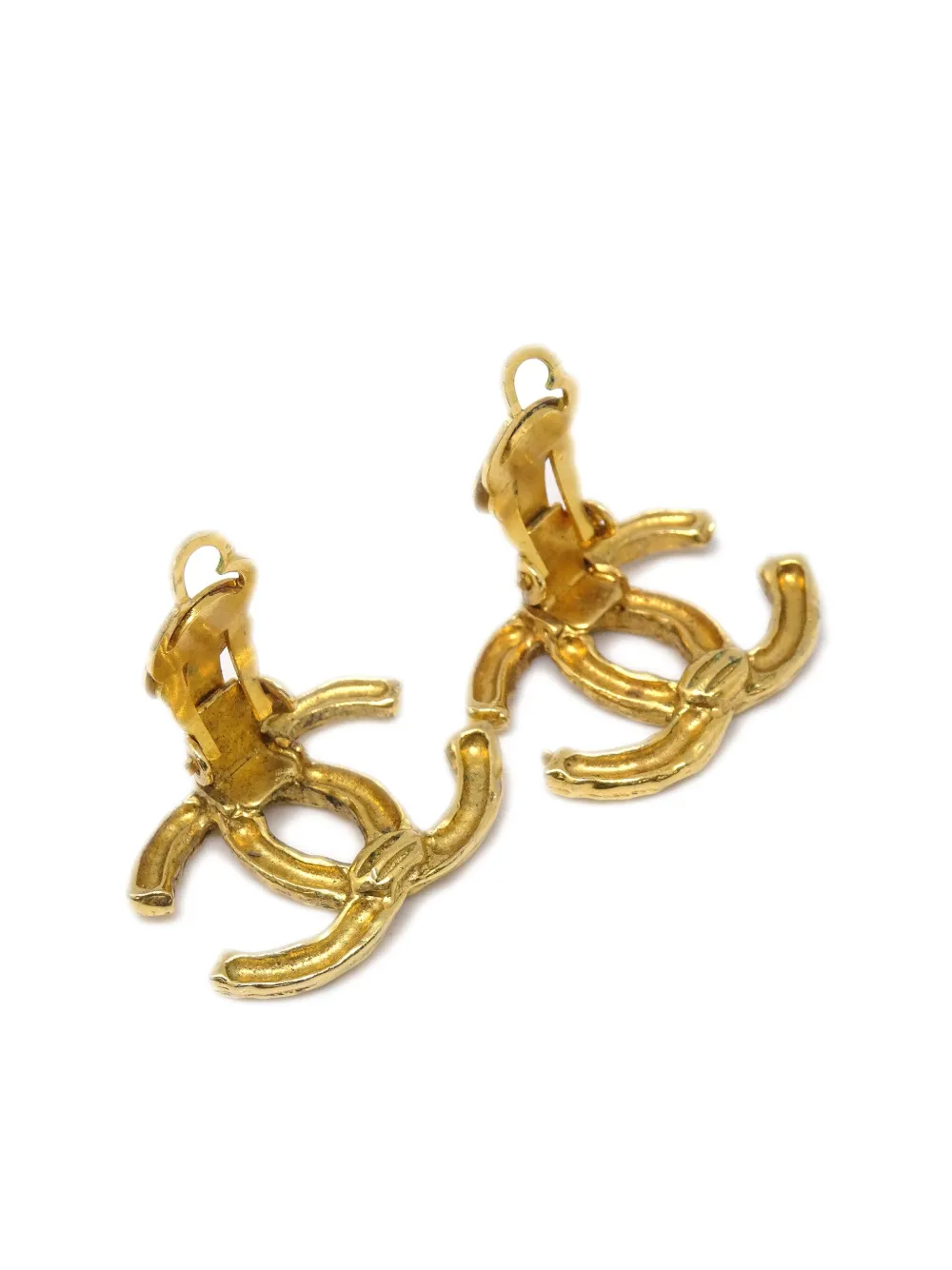 Pre-owned Chanel 1990-2000 Cc Clip-on Earrings In Gold