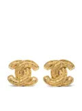 CHANEL Pre-Owned 1990-2000s diamond-quilted CC clip-on earrings - Gold