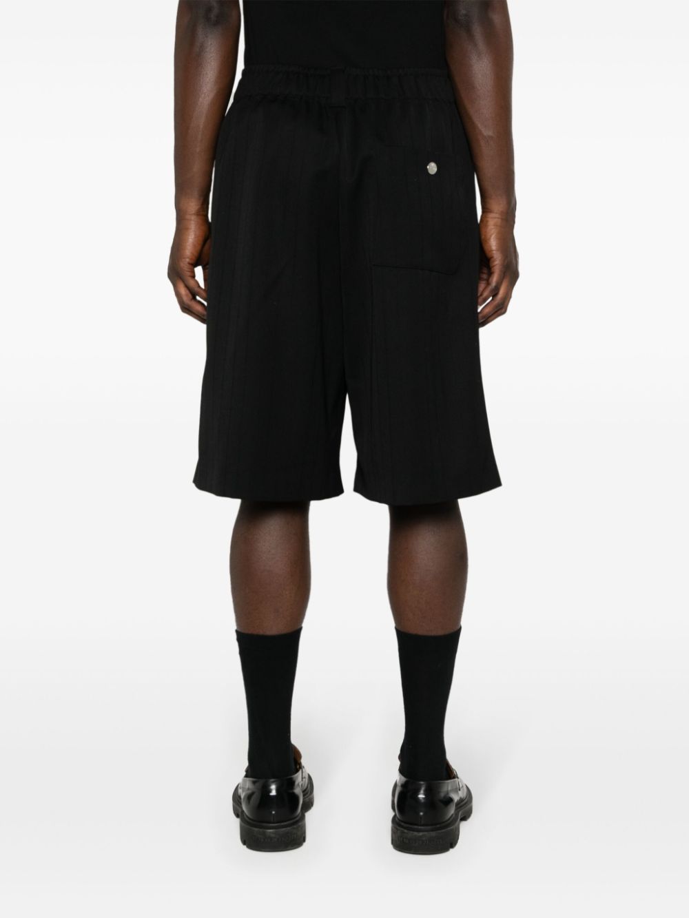 Shop Jacquemus Le Bermuda Juego Wool Shorts In 黑色