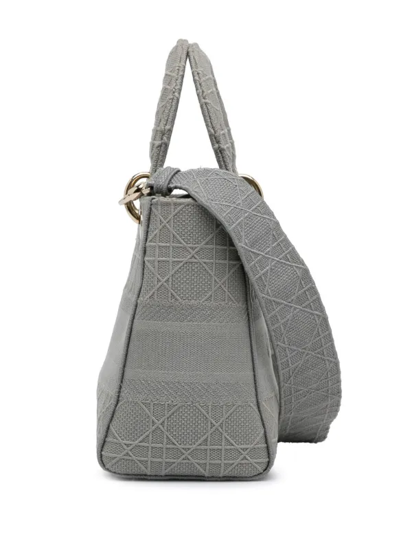 Dior ディオール LADY D-Lite カナージュ 2WAYバッグ 手にした瞬間“レディ”が宿る。大人の【最愛バッグ】 | VERY NaVY