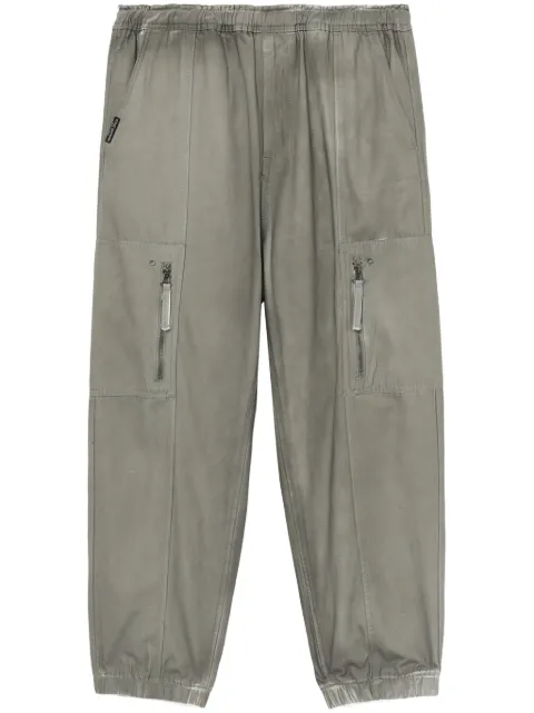 izzue pantalones tapered