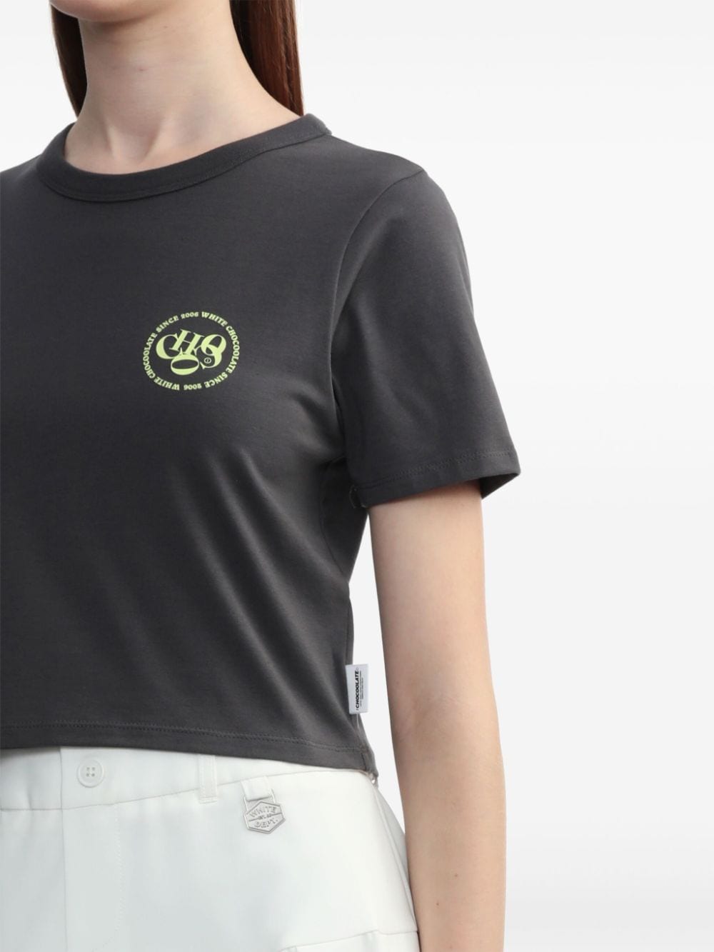 Shop Chocoolate Logo-print Cropped T-shirt In Grey