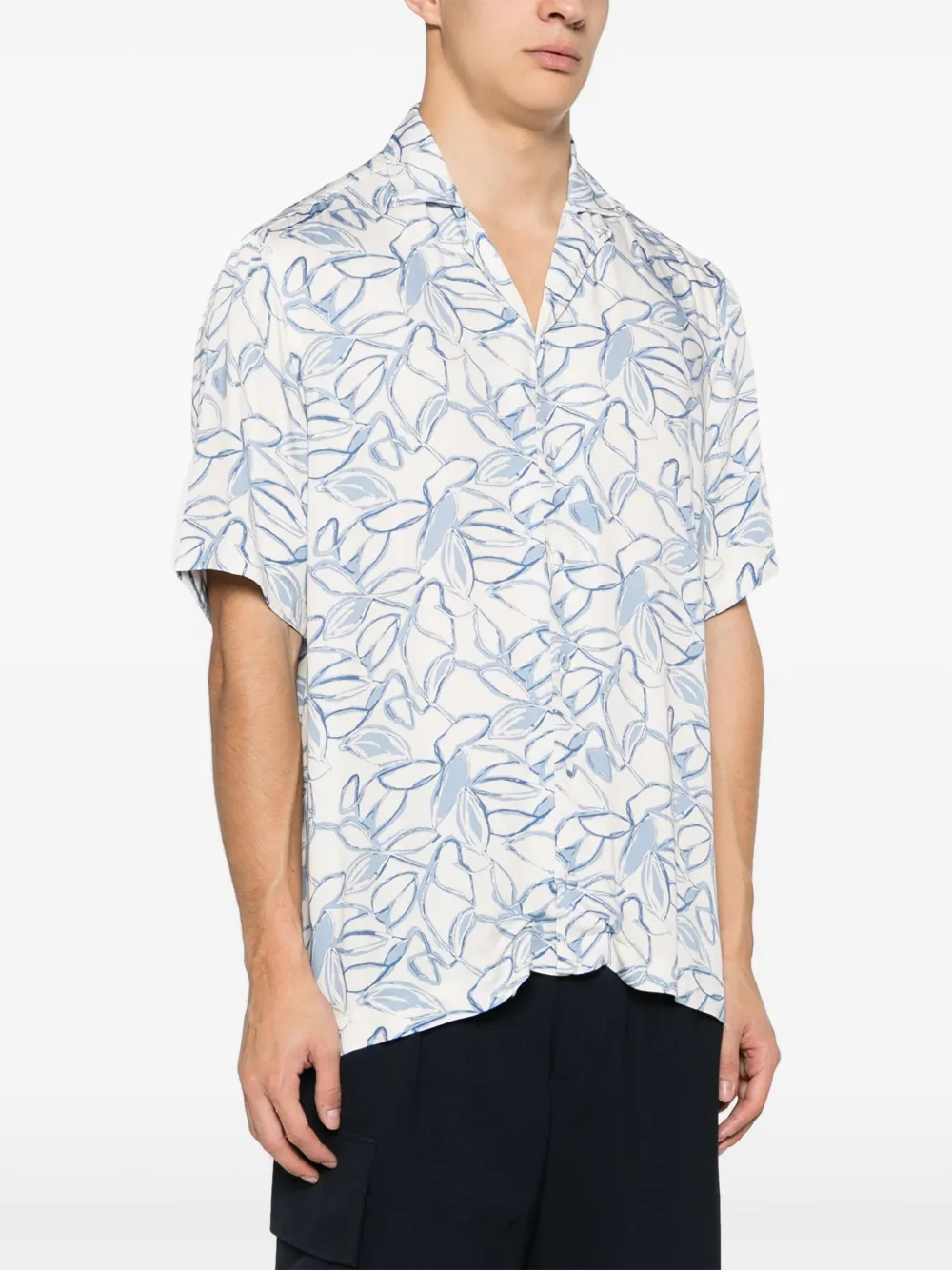 Shop Tagliatore Hawaii Floral-print Shirt In Blau