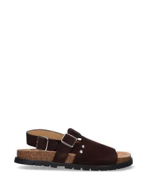A.P.C. スエード フラットサンダル | ブラウン | FARFETCH JP