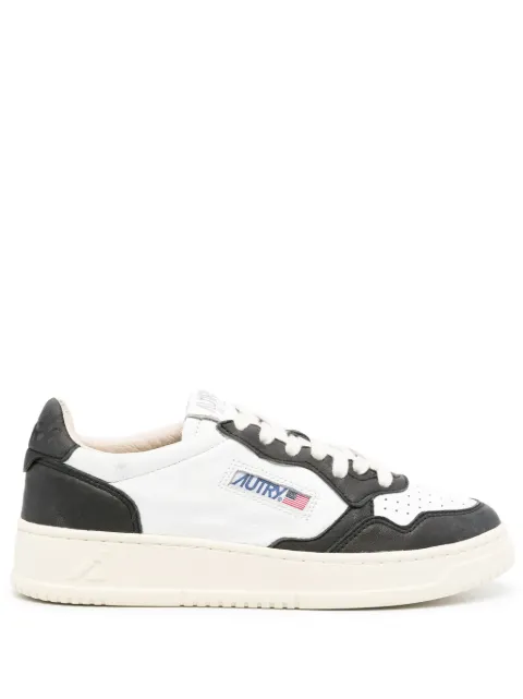 Autry logo-patch leather sneakers