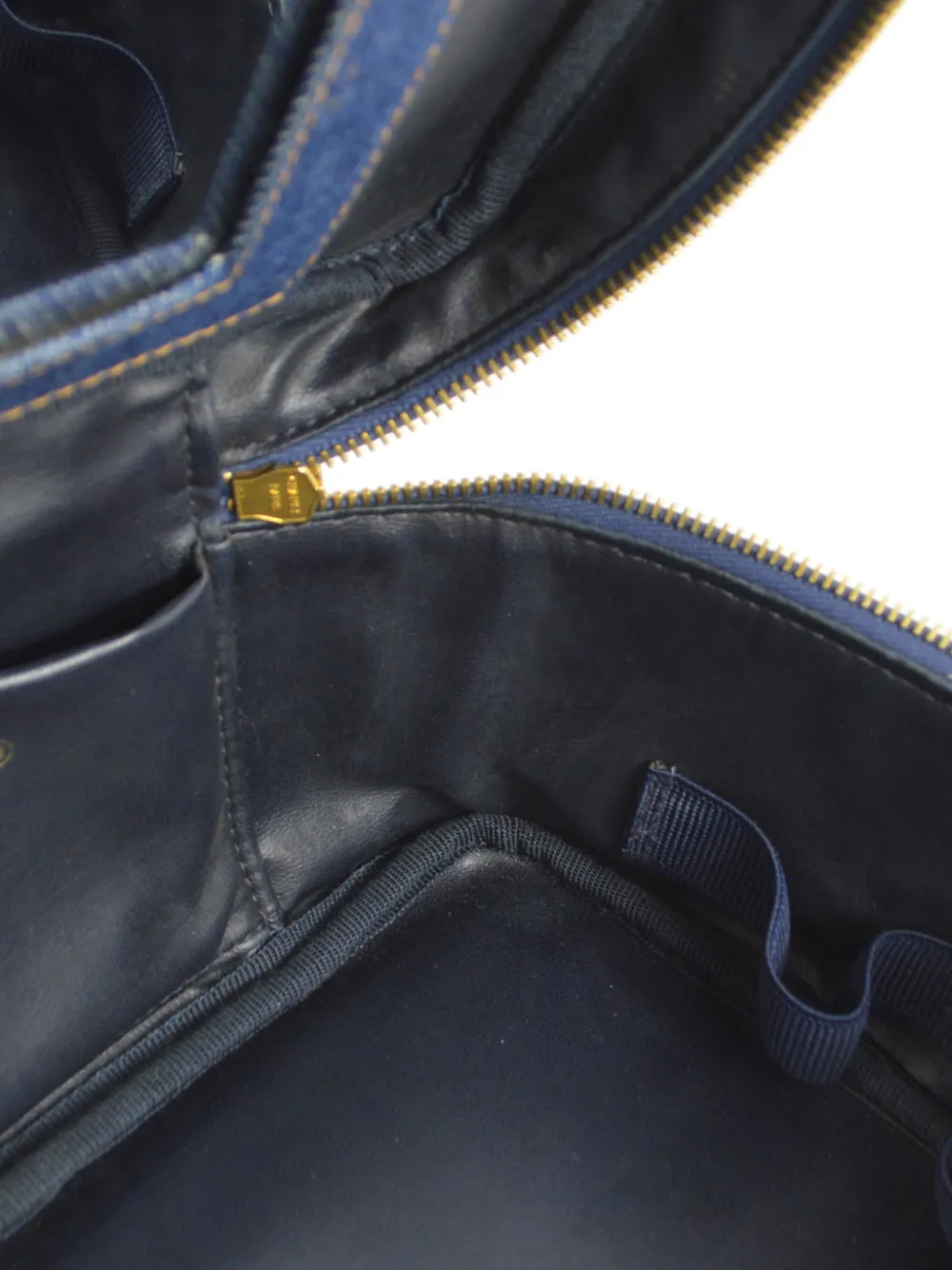 CHANEL 1997 TIMELESS CC STITCH VANITY HANDBAG