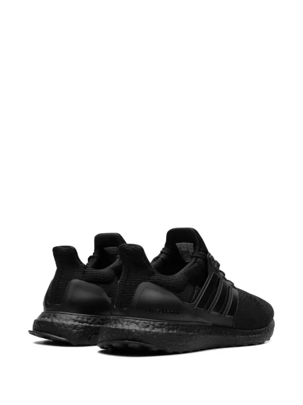 Triple black ultra boost women on sale
