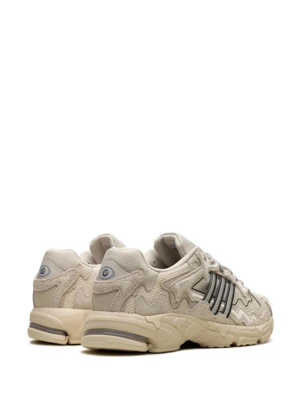 ★ Adidas x Bad Bunny Response CL Wonder White Clear Granite Bad Bunny X Response CL 'Wonder White' - Adidas - IF7179
