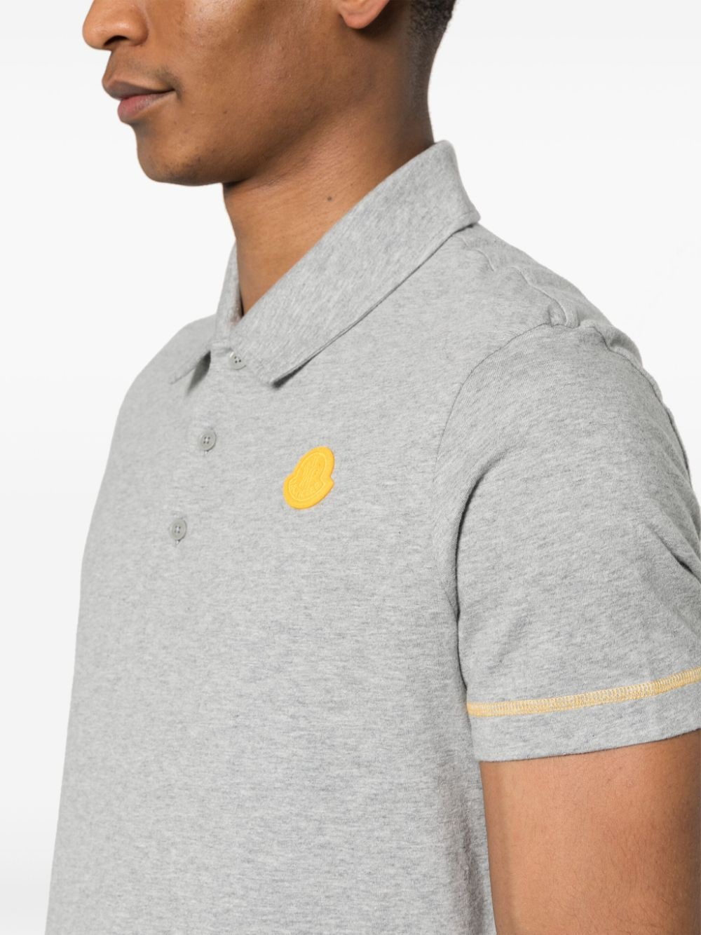Moncler Poloshirt met logopatch Grijs