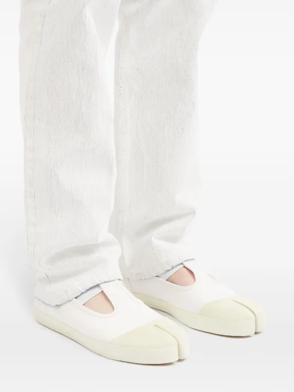 Maison Margiela On The Deck Tabi Canvas Pumps | White | FARFETCH