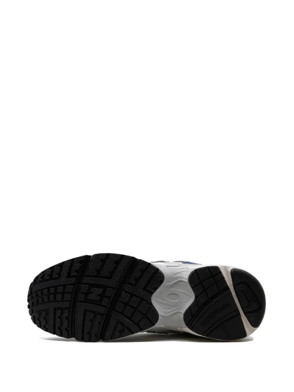 【関税込み】New Balance グレー 725V1 スニーカー New Balance 725 グレー スニーカー 24.5cm