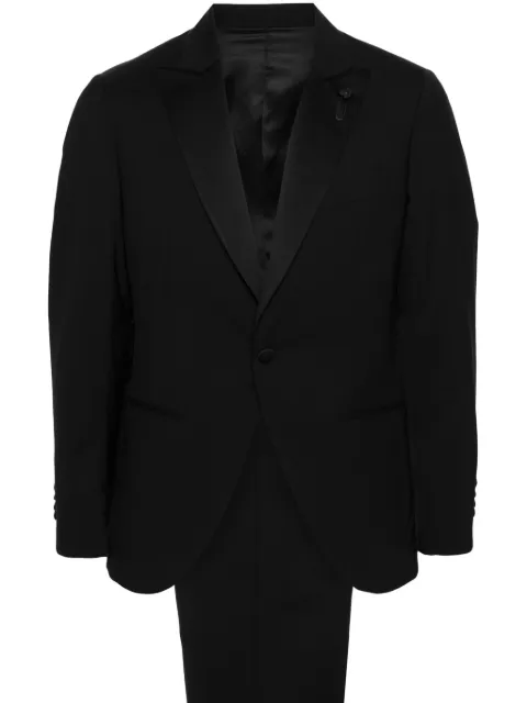 Lardini traje con botones y detalle de broche