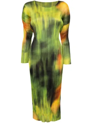 Pleats Please Issey Miyake