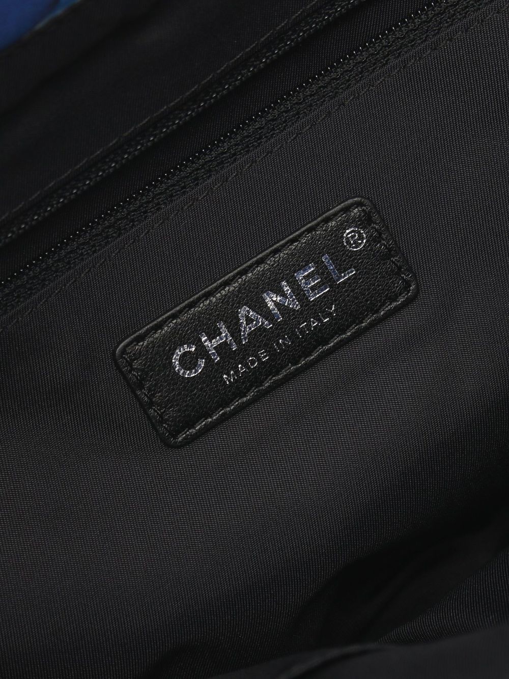 CHANEL 2016-2017 Airline messenger bag Women