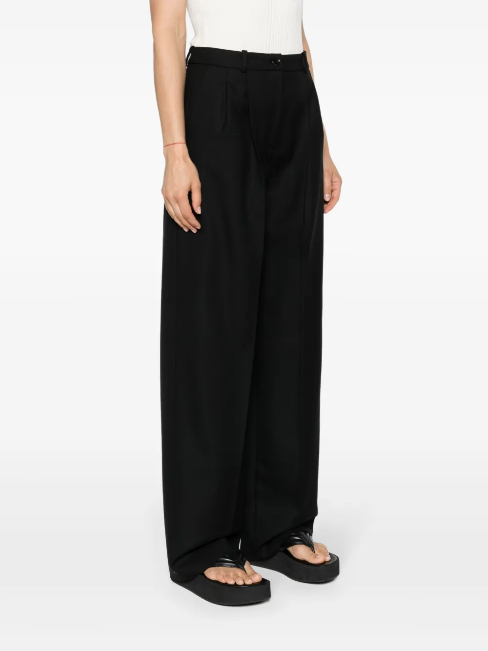 BOSS Broek met geplooid detail Zwart