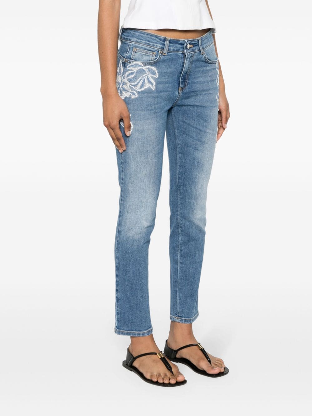 Shop Ermanno Firenze Floral-embroidery Skinny Jeans In Blue