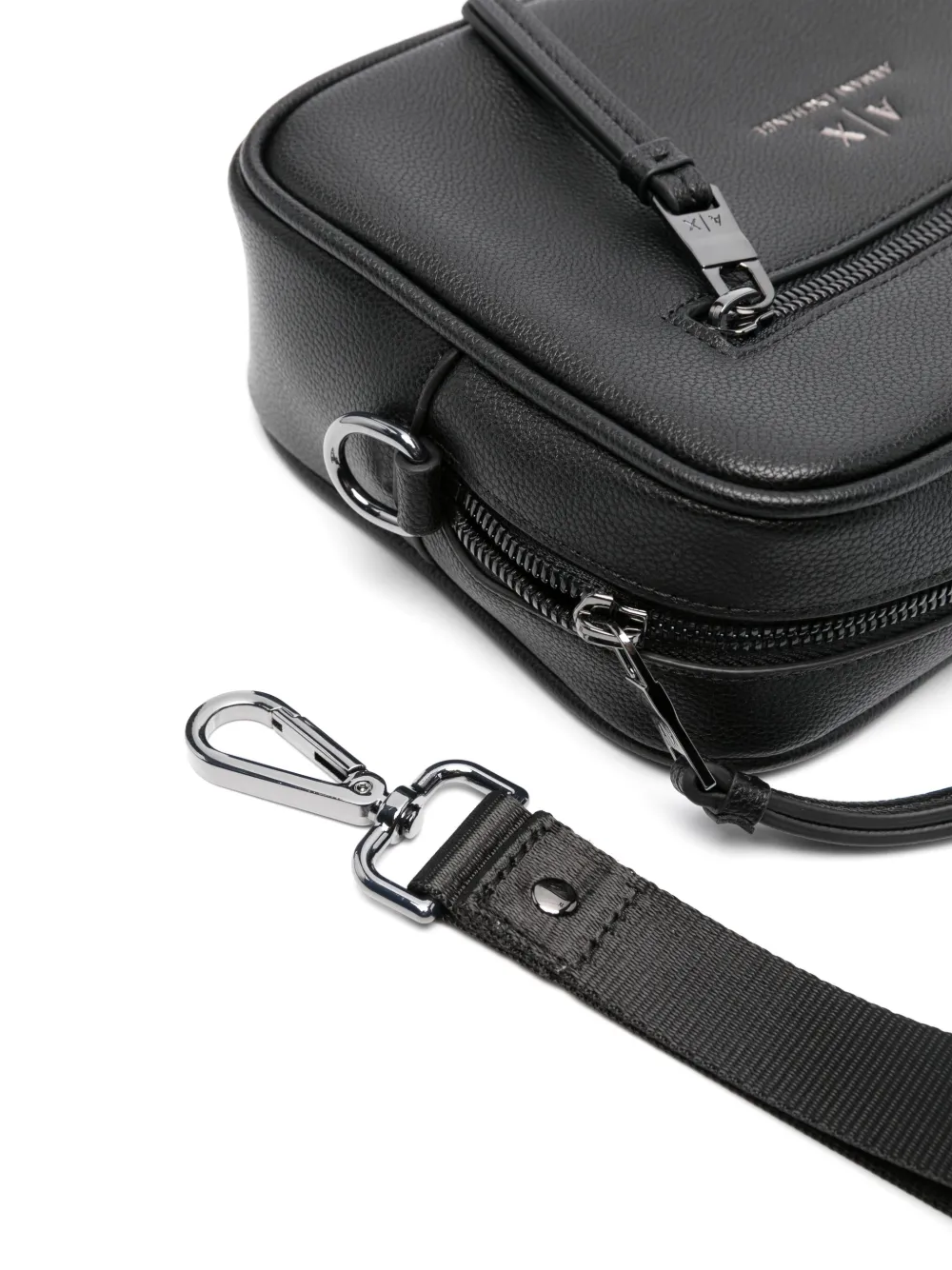 Armani Exchange Toilettas met verfraaid logo Zwart