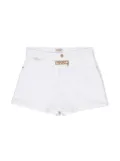 Pinko Kids logo-buckle denim shorts - White