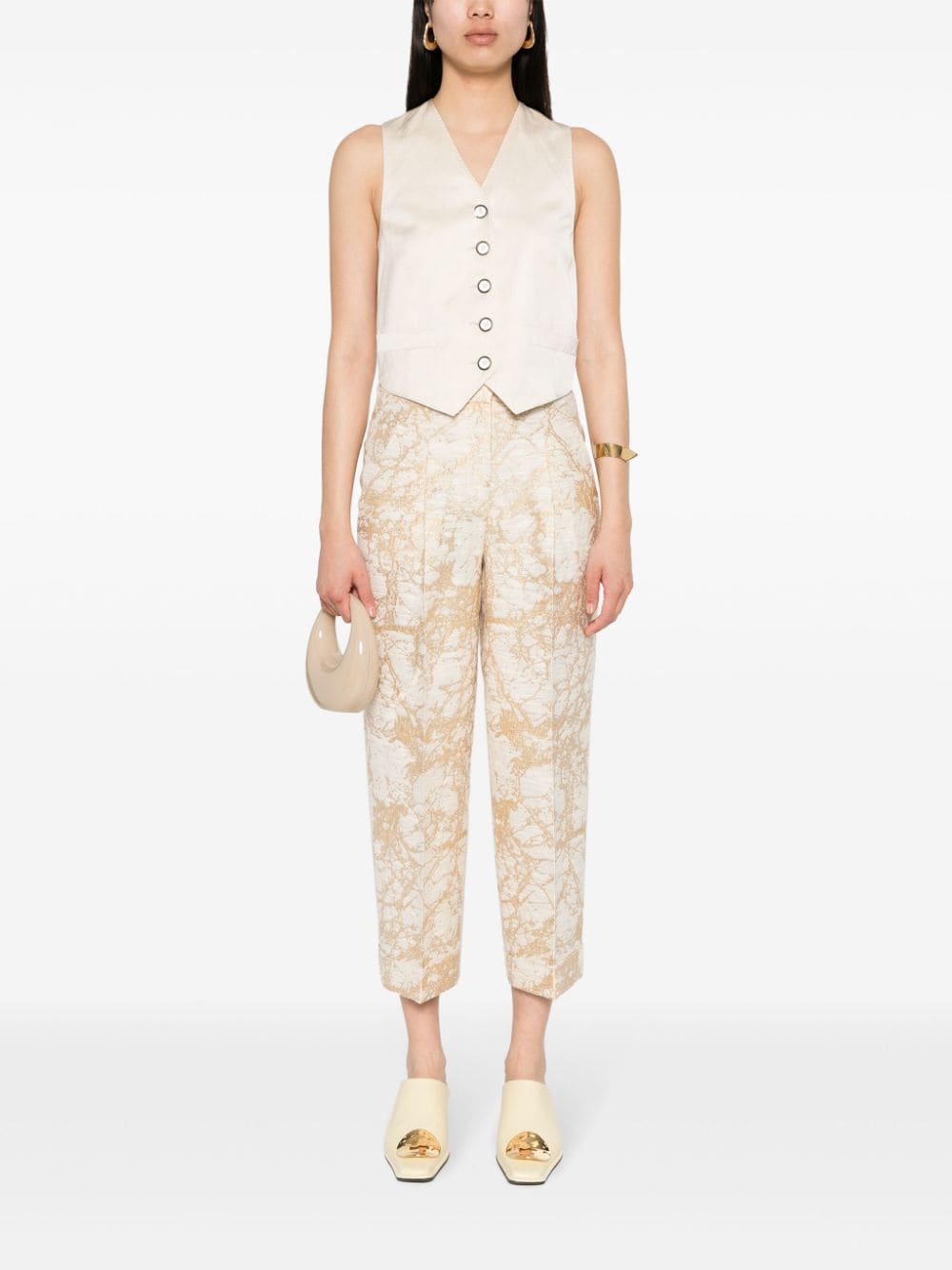 Shop Peserico Jacquard Cropped Trousers In Gold