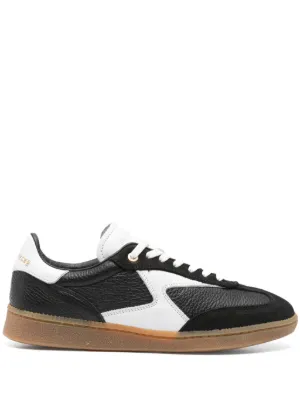 Courrèges Baskets Club 02 En Cuir | Noir | FARFETCH FR
