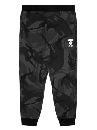 AAPE BY *A BATHING APE®