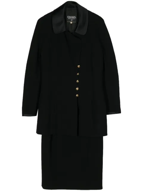CHANEL Pre-Owned 2000s Camellia-button wool skirt suit