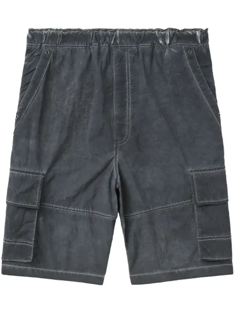 izzue logo-print cargo shorts