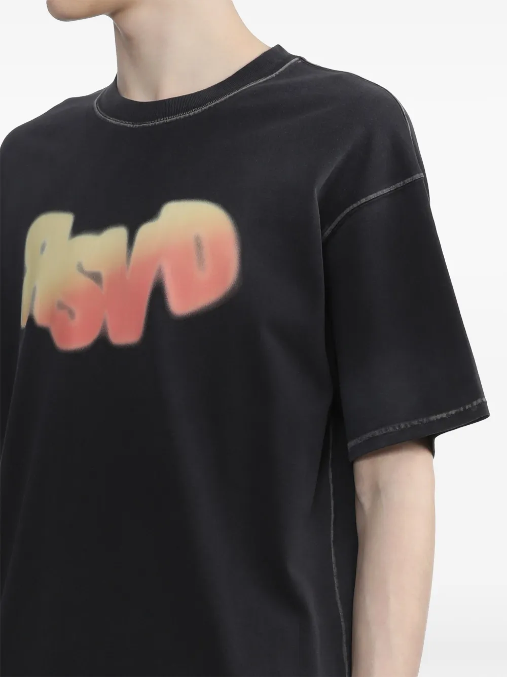 izzue Katoenen T-shirt met graffiti-print Zwart