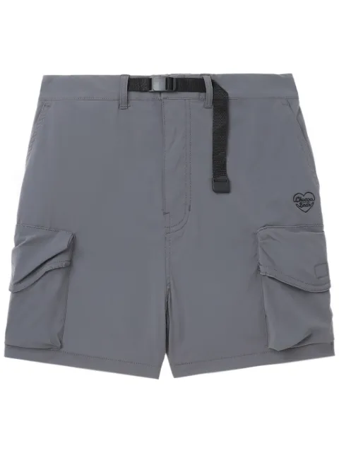 CHOCOOLATE shorts cargo con cinturón