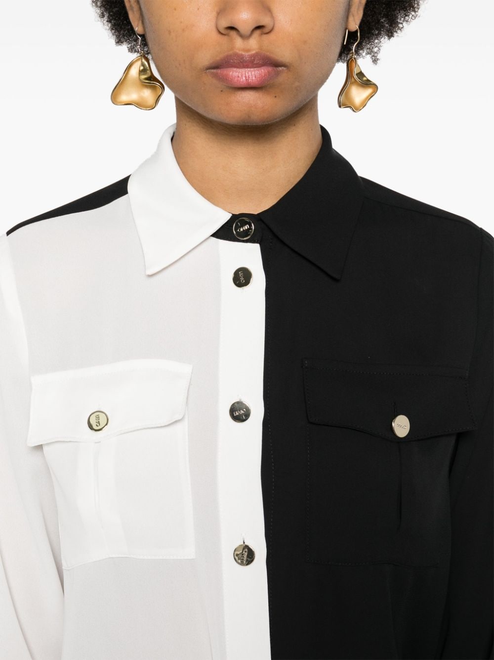 Shop Liu •jo Two-tone Crepe Shirt In Black
