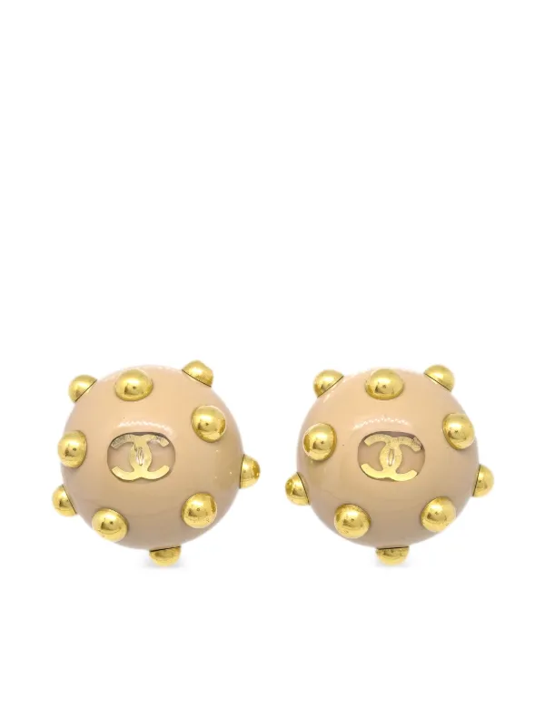 Chanel Pre-owned 2000 CC Studded Clip-on Earrings in Gold
