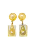 CHANEL Pre-Owned 1997 drop faux-pearl cube clip-on earrings - Gold
