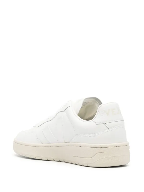 【関税込み】VEJA ホワイト＆ネイビー V-90 レザースニーカー VEJA V-90 レザースニーカー | ホワイト | FARFETCH JP