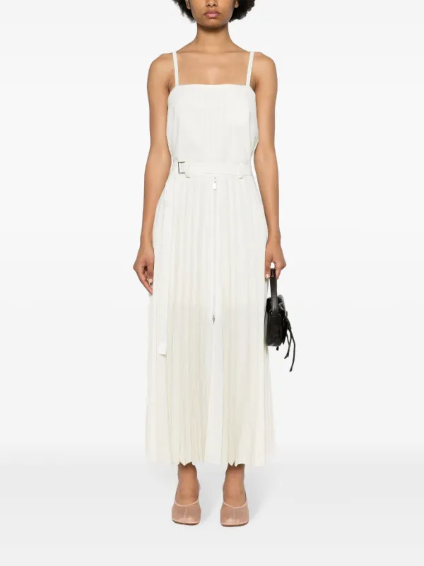 ワンピース SACAI Woman Dress White 2507912 134 Sacai Pinstriped Pleated Maxi Dress | White | FARFETCH