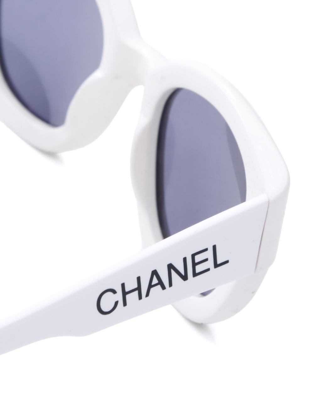 Pre-owned Chanel Logo印花d形框太阳眼镜（2000年代典藏款） In White
